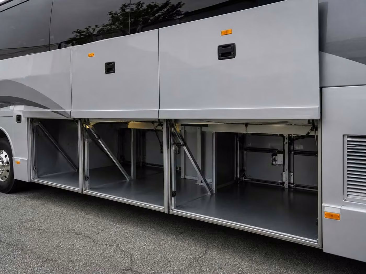 celina 56 passenger charter bus luggage bays