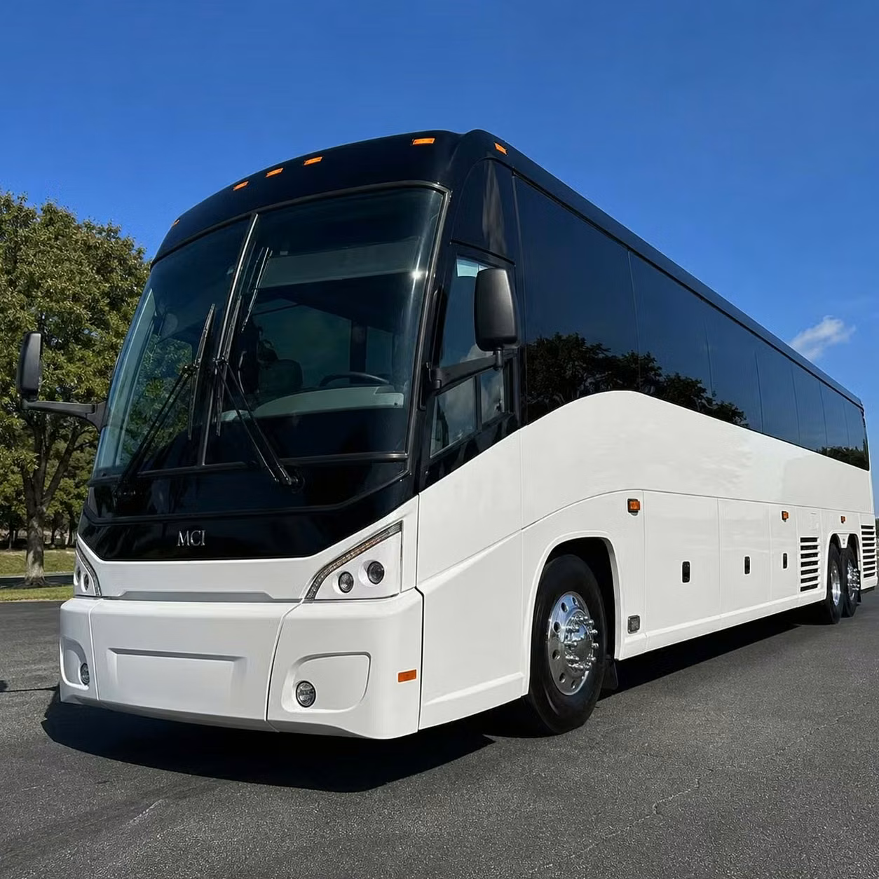 celina charter buses with a c wifi and restrooms for all day festivals