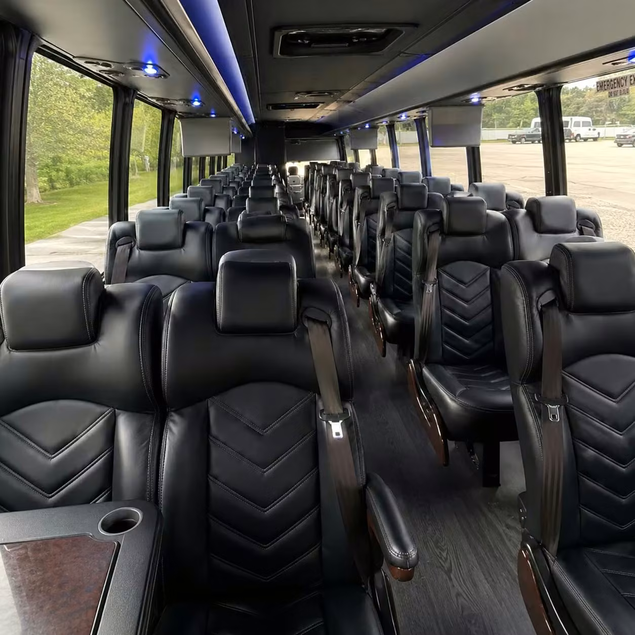 celina minibus interior 2