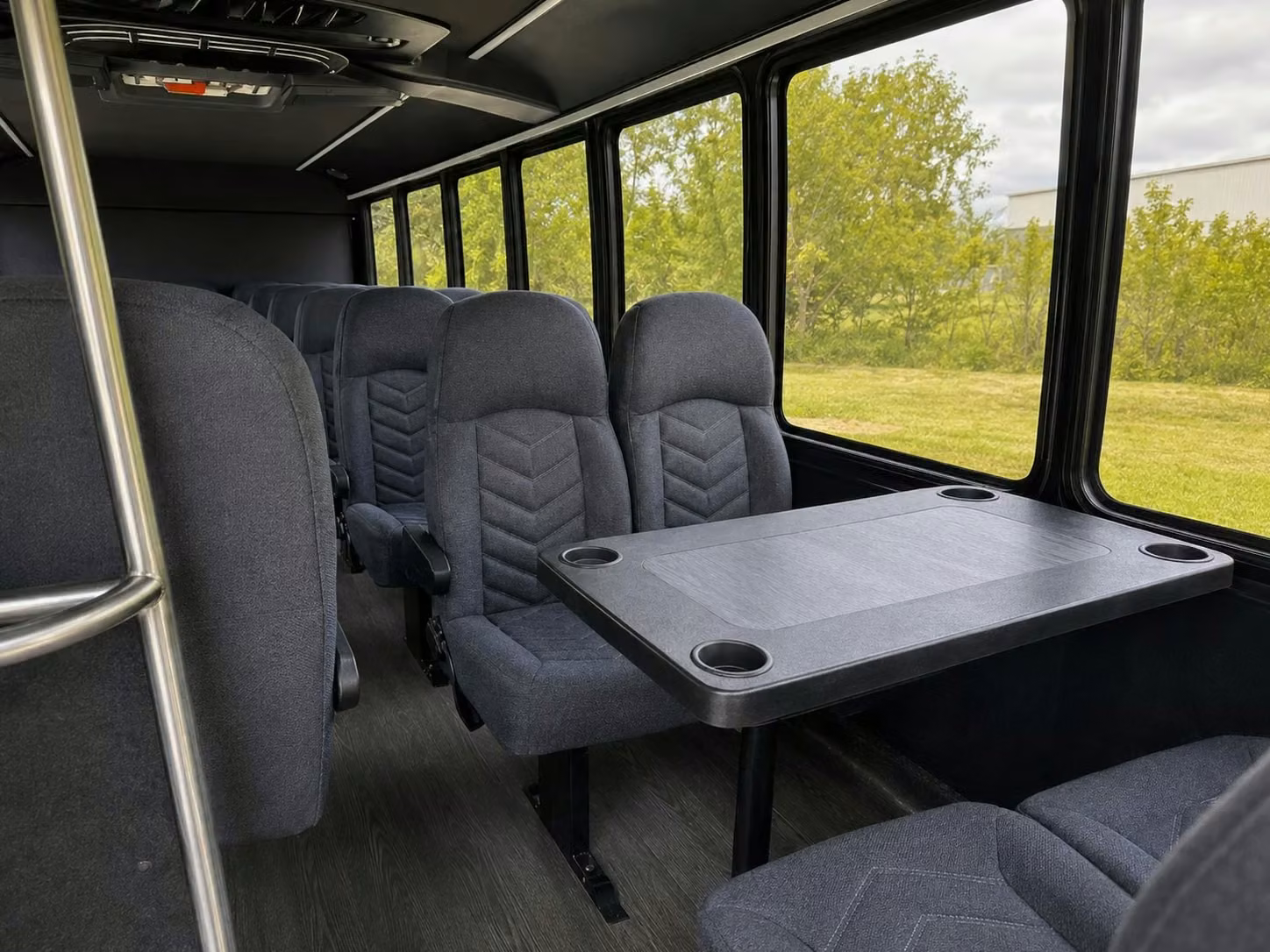 celina minibus interior 3